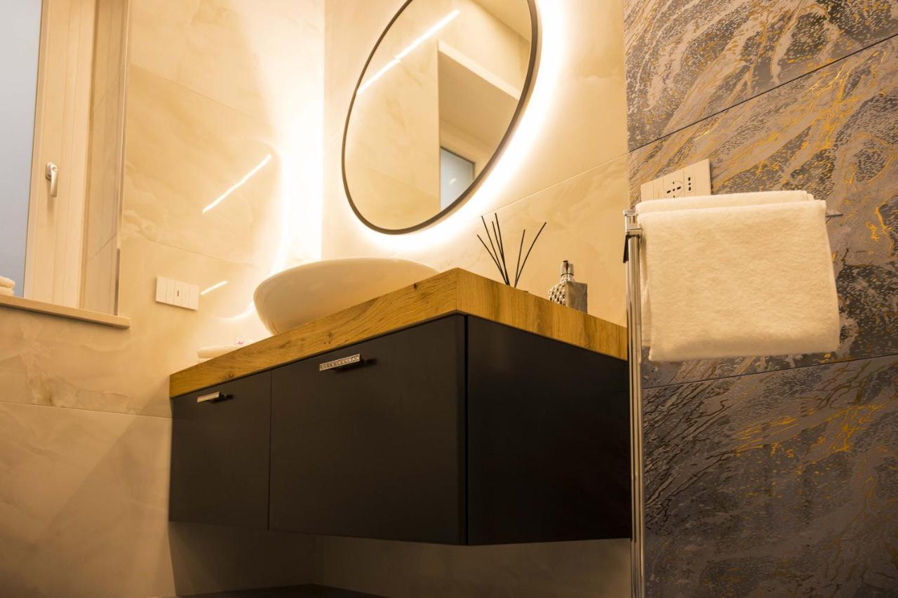 Vipverona Luxury Apartment - Royal Welcome المظهر الخارجي الصورة