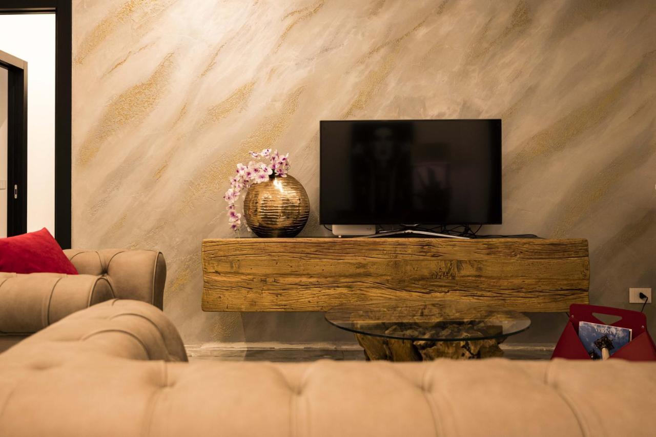 Vipverona Luxury Apartment - Royal Welcome المظهر الخارجي الصورة